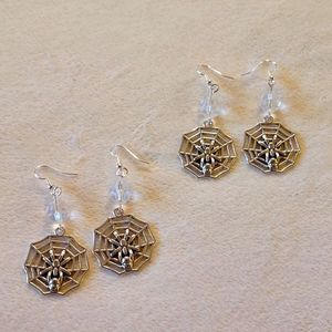 Rin's Unique Boutique - Half Off Halloween - Spider Web Earrings